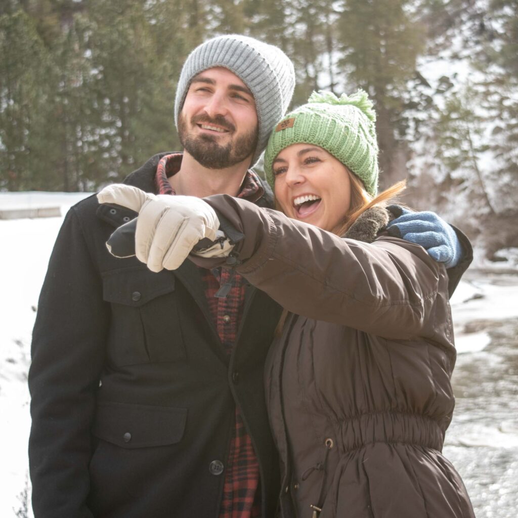 highdesertgear-brrrtek-winter-gloves-hats-stay-warm